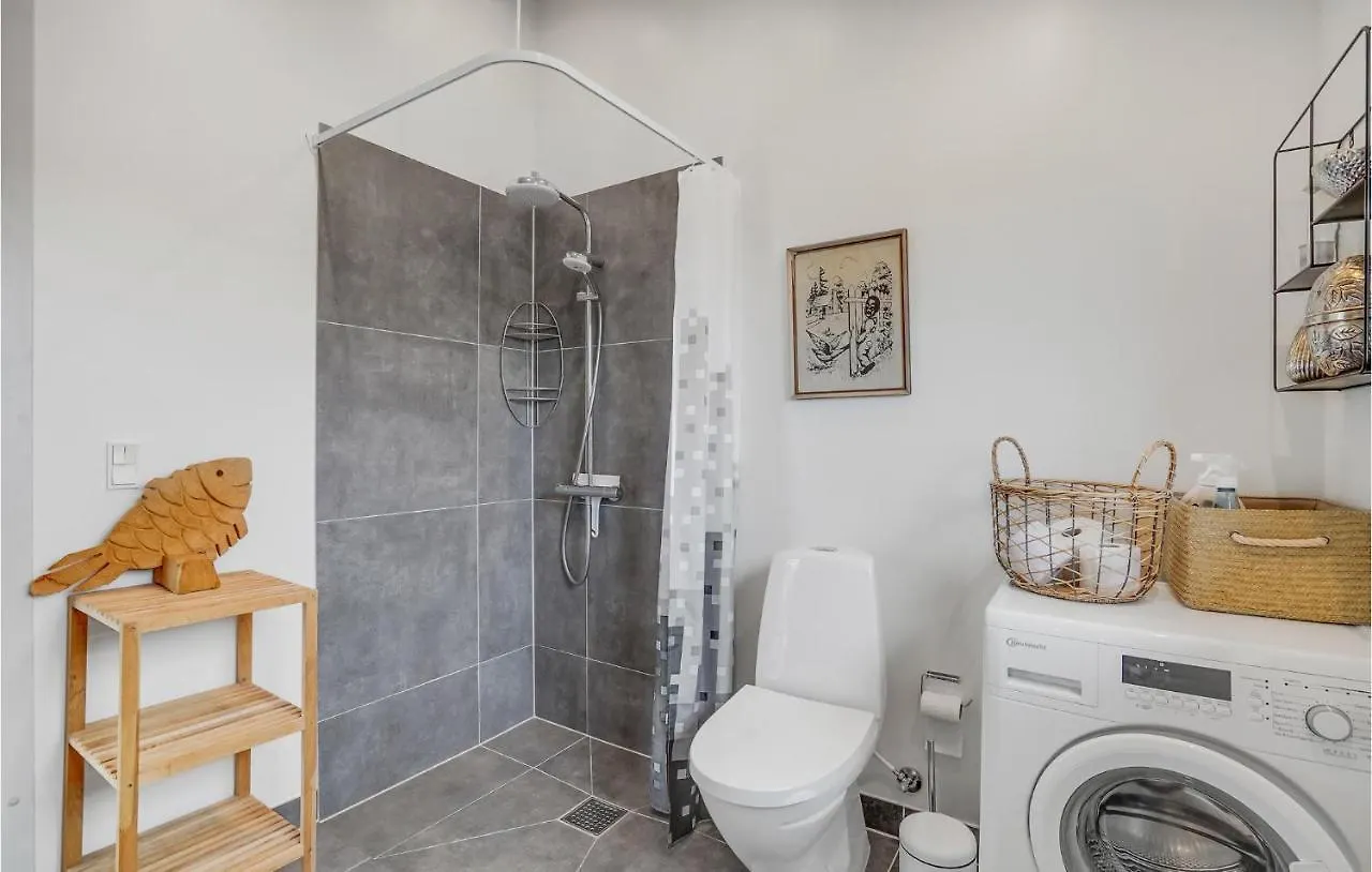 3 Bedroom Amazing Home In Ebeltoft 0*,