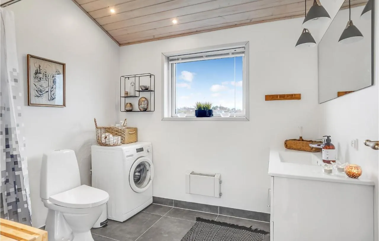 3 Bedroom Amazing Home In Ebeltoft